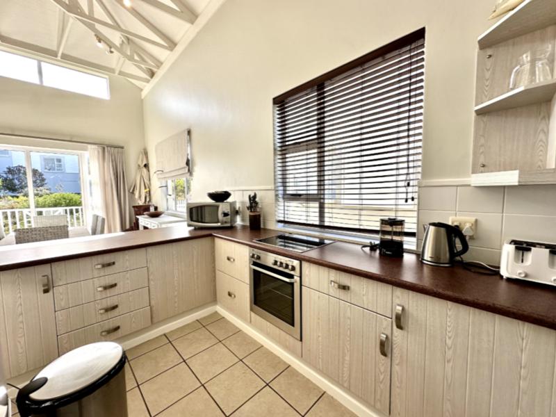 To Let 2 Bedroom Property for Rent in Pinnacle Point Golf Estate Western Cape